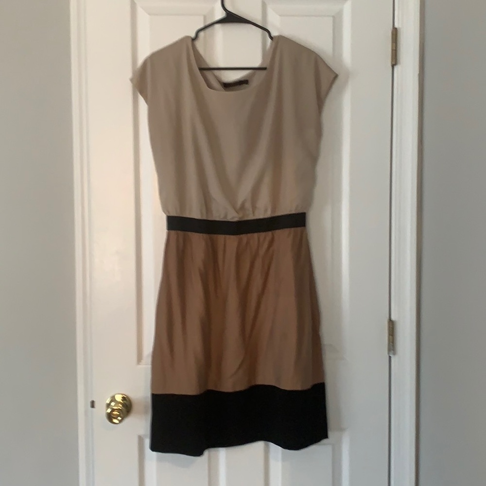 Color-block Knee Length Dress